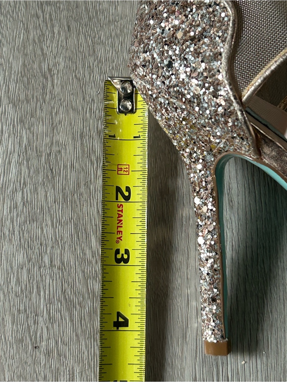 Betsey Johnson Rose Gold Pump Size 8.5 - Picture 7 of 7